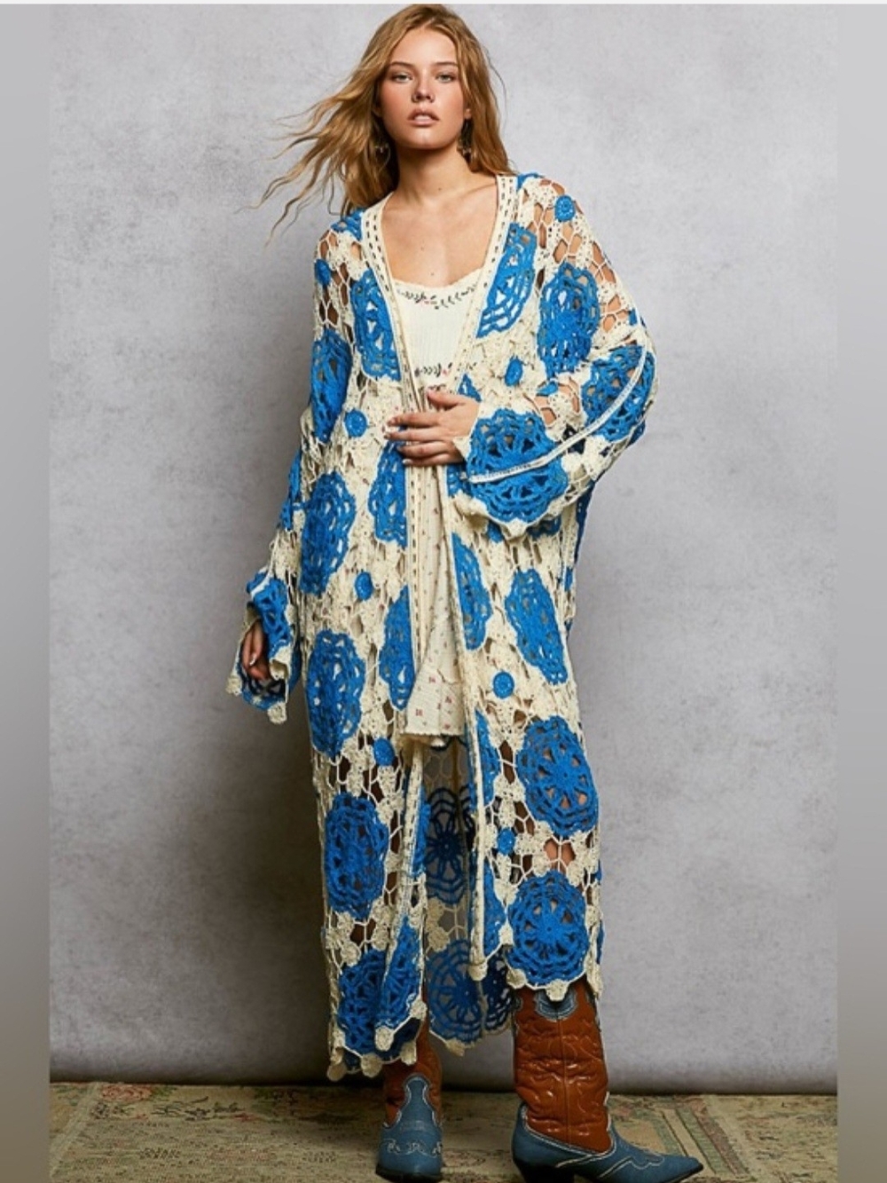 POL Crochet Duster with Blue Floral Medallions on Cream NWOT